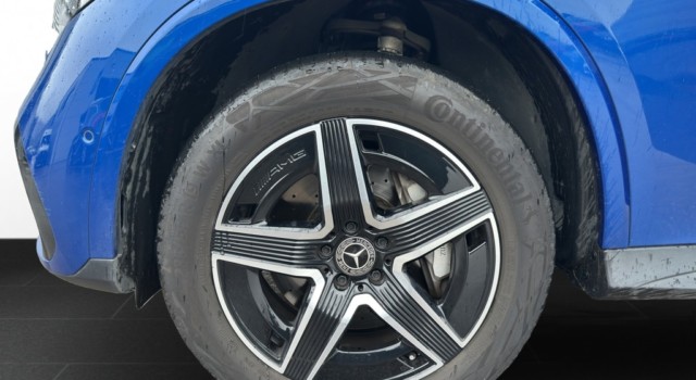 MERCEDES-BENZ GLC 300 e 4M 9G-Tronic