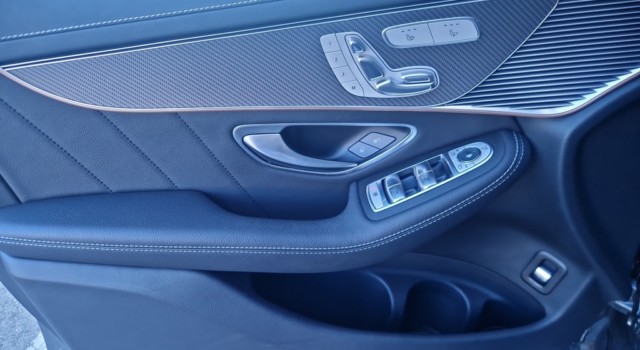 MERCEDES-BENZ EQC 400 AMG Line 4Matic
