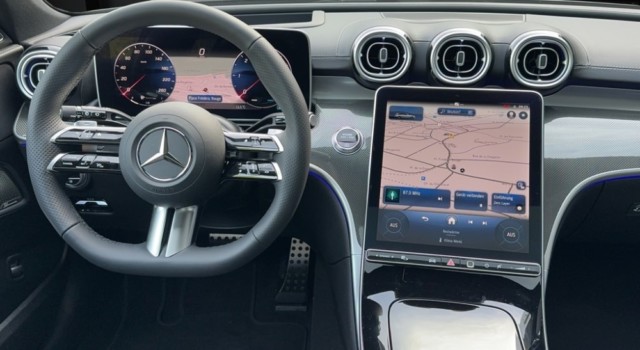 MERCEDES-BENZ C 220 d T 4 Matic Swiss Star