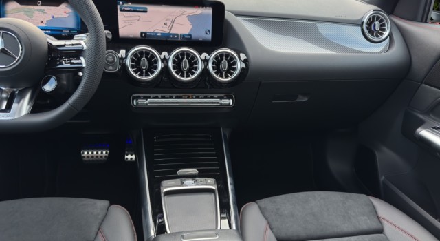 MERCEDES-BENZ GLA 35 AMG GLA AMG 35 4Matic 8G-DCT