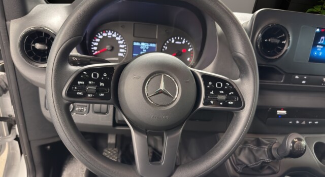 MERCEDES-BENZ Sprinter 315 CDI Standard
