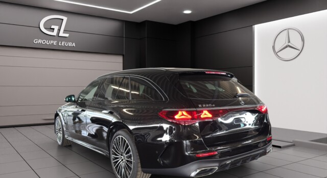 MERCEDES-BENZ E 220 d T 4Matic 9G-Tronic