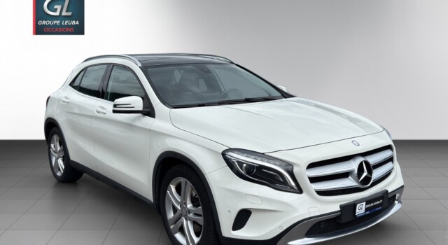 MERCEDES-BENZ GLA 250 Urban 4Matic