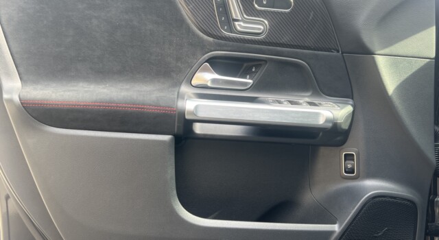 MERCEDES-BENZ GLB 220 4Matic 8G-Tronic