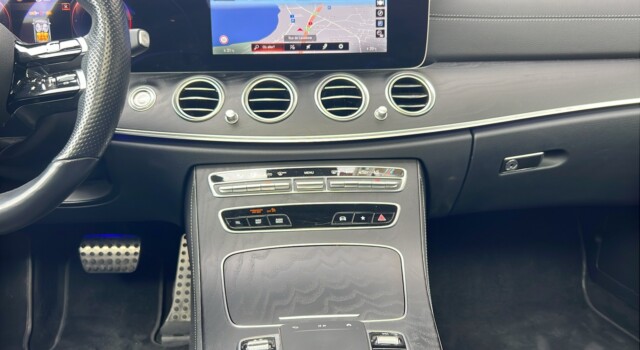 MERCEDES-BENZ E 400 d T 4Matic AMG Line 9G-Tronic