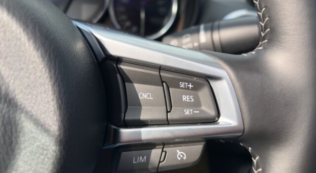 MAZDA MX-5 Skyactiv-G 184 Exclusive-line