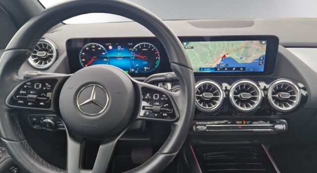 MERCEDES-BENZ GLA 250 e Style 8G-DCT