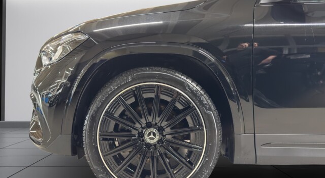 MERCEDES-BENZ GLA 220 d 4Matic 8G-DCTSwiss Star