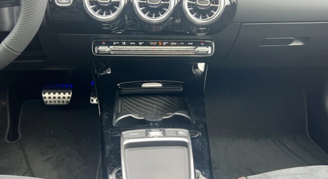 MERCEDES-BENZ A 250 4Matic 8G-DCT