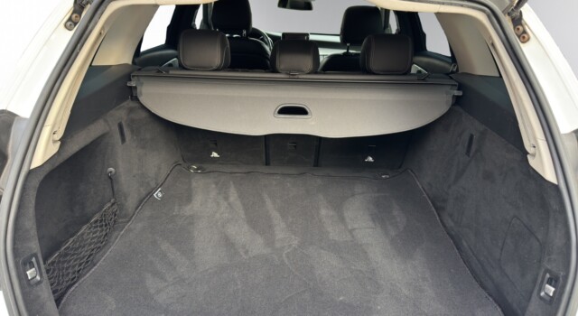 MERCEDES-BENZ C 180 Avantgarde 7G-Tronic