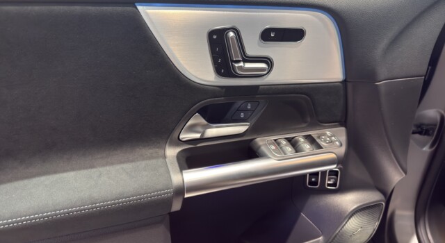 MERCEDES-BENZ GLA 250 e EQ Star 8G-DCT