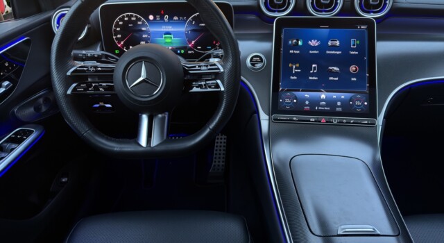 MERCEDES-BENZ GLC 220 d 4M 9G-Tronic