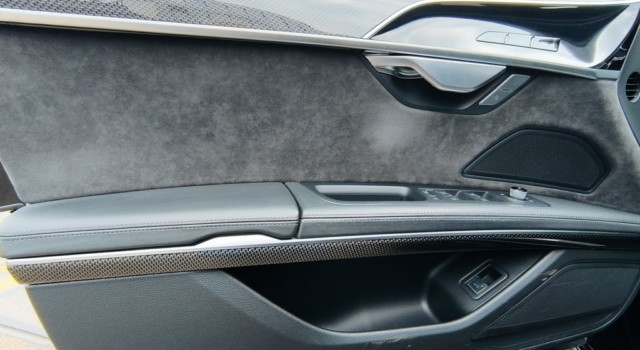 AUDI S8 TFSI quattro