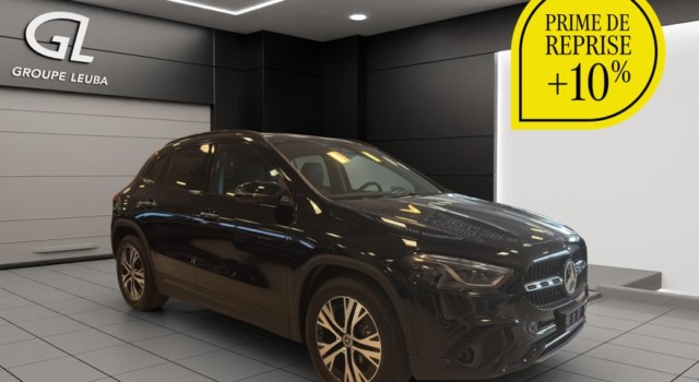 MERCEDES-BENZ GLA 220 d 4Matic 8G-DCT