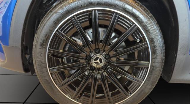 MERCEDES-BENZ GLB 220 d 4Matic 8G-Tronic