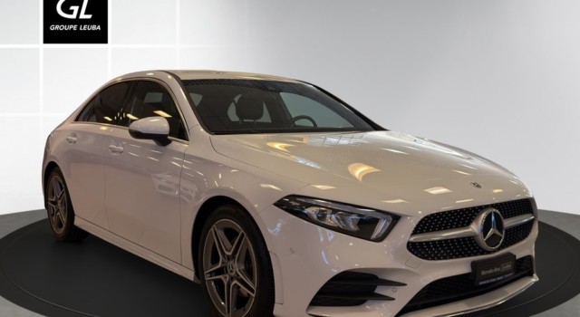 MERCEDES-BENZ A 180 AMG Line