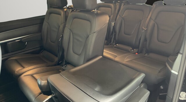 MERCEDES-BENZ V 300 d extralang Swiss Edition 4Matic 9G-Tronic