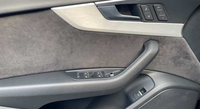 AUDI A4 Avant 2.0 TFSI Sport quattro S-tronic