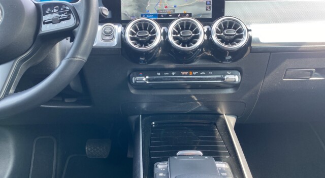 MERCEDES-BENZ GLB 250 Style 4 MATIC