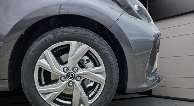 MAZDA 2 Hybrid Exclusive-line