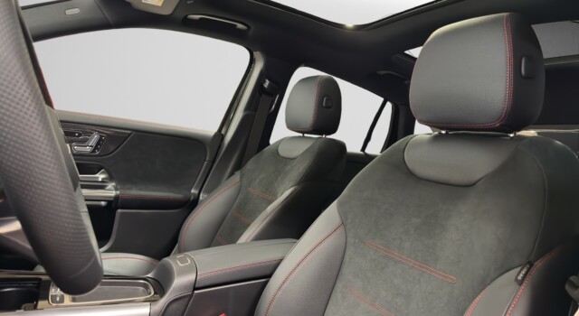 MERCEDES-BENZ GLA 220 d 4Matic 8G-DCTSwiss Star