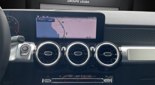 MERCEDES-BENZ GLB 220 4Matic 8G-Tronic