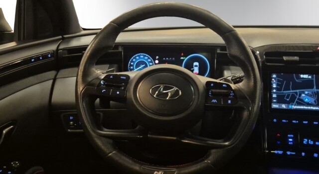HYUNDAI TUCSON 1.6HEV NLi LUX 4WD