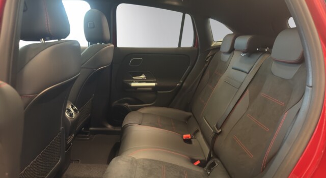 MERCEDES-BENZ EQA 350 66,5 kWh 4Matic Excellence