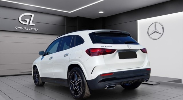 MERCEDES-BENZ GLA 220 4Matic 8G-DCT