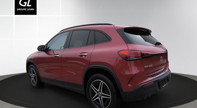 MERCEDES-BENZ EQA 250