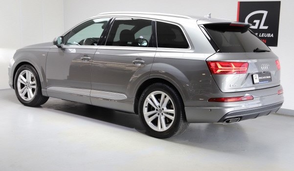 AUDI Q7 3.0 TDI quattro