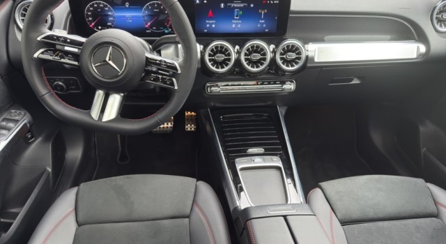 MERCEDES-BENZ GLB 250 4Matic 8G-Tronic