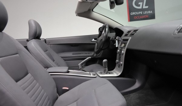 VOLVO C70 T5 Momentum
