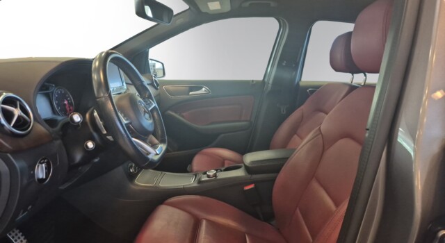 MERCEDES-BENZ B 220 AMG Line 4Matic