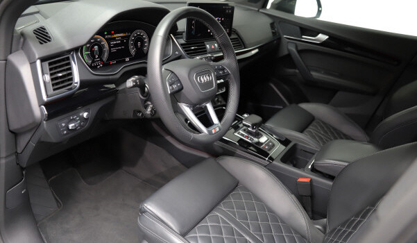 AUDI Q5 Sportback 55 TFSI e PHEV S line quattro S-tronic