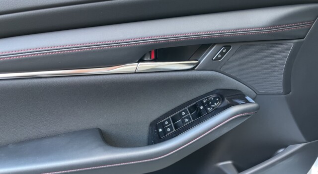 MAZDA 3 Hatchback SKYACTIV-X M Hybrid 186 Homura Automat