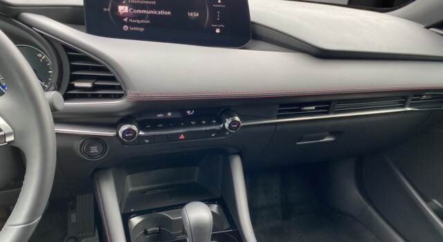 MAZDA 3 Hatchback SKYACTIV-X M Hybrid 186 AWD Homura Automat