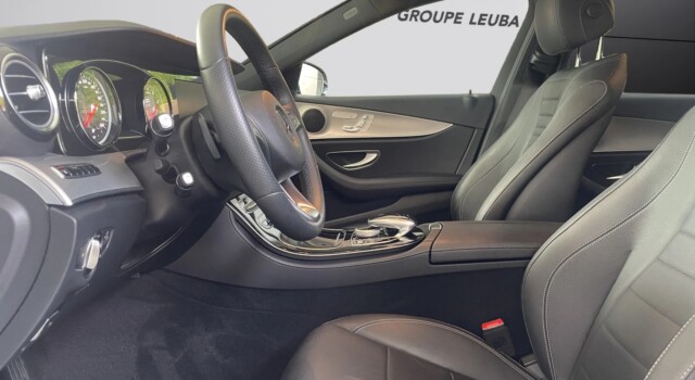 MERCEDES-BENZ E 200 Avantgarde 4 Matic 9G-Tronic