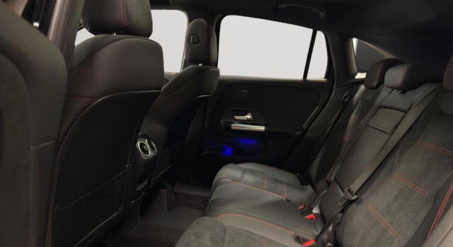 MERCEDES-BENZ GLA 220 d 4Matic 8G-DCTSwiss Star