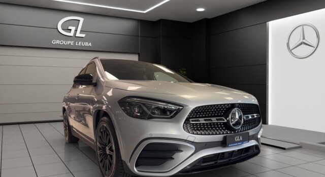 MERCEDES-BENZ GLA 220 4Matic 8G-DCT