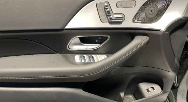 MERCEDES-BENZ GLE 300 d 4Matic 9G-Tronic