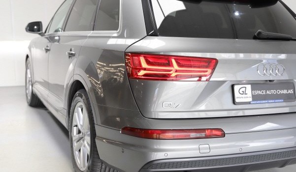 AUDI Q7 3.0 TDI quattro