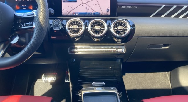 MERCEDES-BENZ A 35 AMG A AMG 35 4Matic 8G-DCT