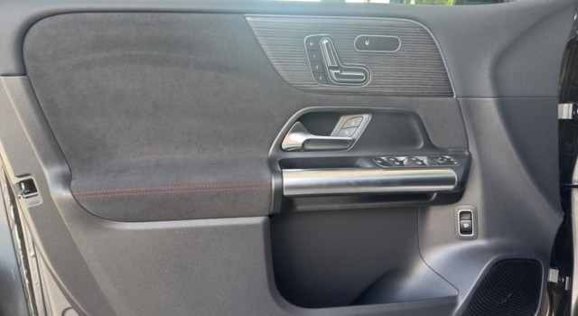 MERCEDES-BENZ B 220 4Matic 8G-DCT