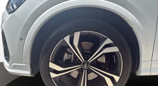 AUDI Q3 SB 40 TDI S line qu