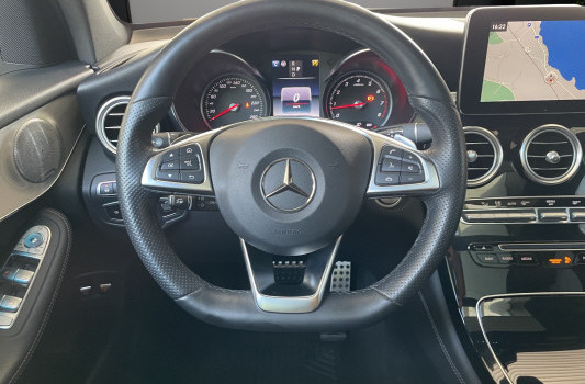 MERCEDES-BENZ GLC 250 AMG Line 4Matic