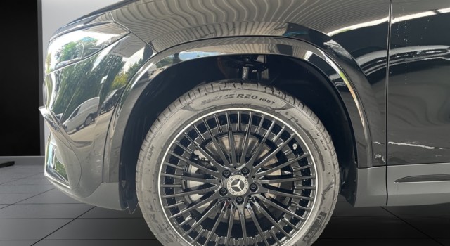 MERCEDES-BENZ EQA 350 66,5 kWh 4Matic Excellence