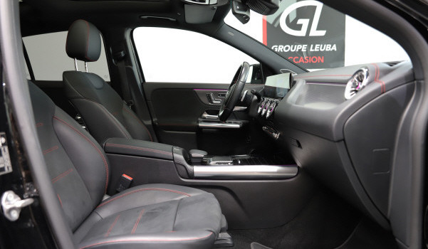 MERCEDES-BENZ EQA 250 AMG Line AMG Line
