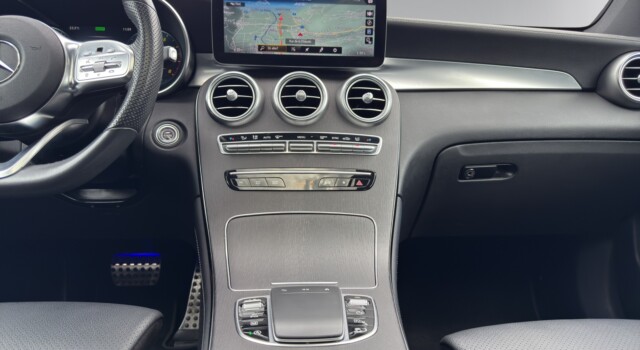 MERCEDES-BENZ GLC 300 GLC Coupé 300 AMG Line 4M