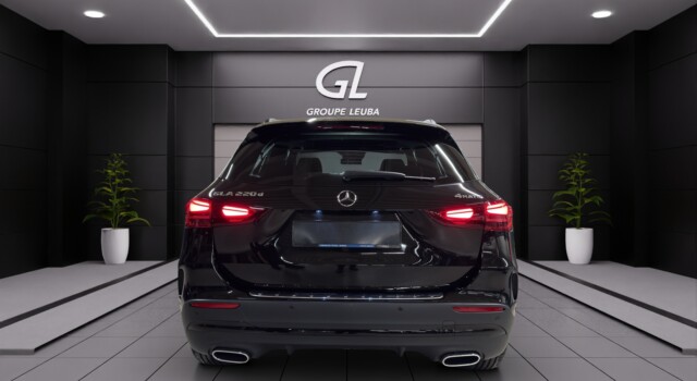 MERCEDES-BENZ GLA 220 d 4Matic 8G-DCTSwiss Star